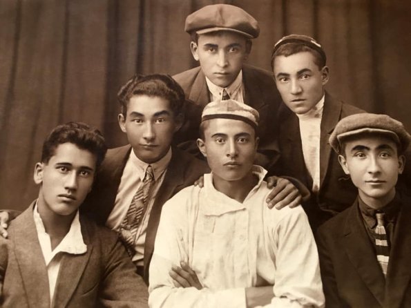 1929 Ташкент Молодые Артисты (н л) Карим Закиров (н ц) Эргаш Хамраев (в п) Сабир Искандеров