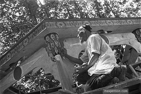 1935 Ташкент Мастер Расписывает Колонны Айвана
