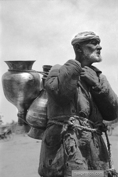 1935 Ташкент Продавец Кумганов