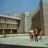 1985 Ташкент у Входа в Институт Экономики Госплана Уз ССР