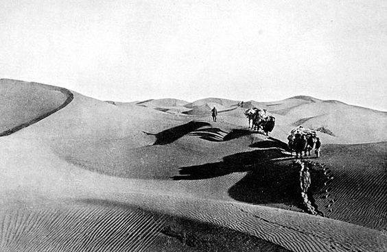 1906 Sven Gedin Through Desert