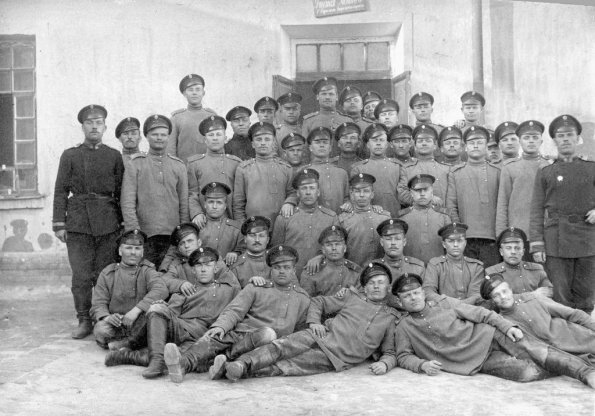 1906-1914 Ташкент Группа Слдат у Казарм