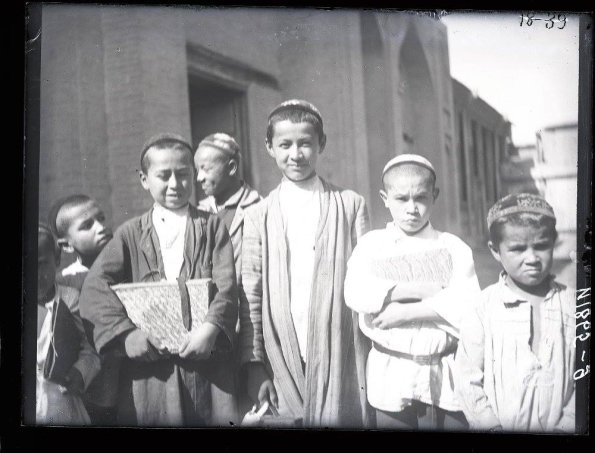 1910 Madrasa Kids