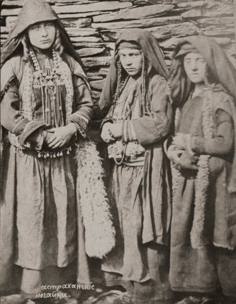 1910 Nogay Woman Orde