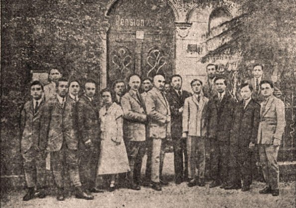 1925 Предпл Берлин Маджид Кадыри с Группой Студентов из Узбекистана
