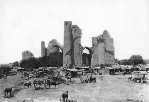 1932 Rice Bazaar and mosque in Samarkand