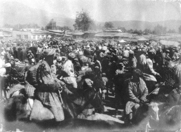 1932 The Bazaar in Samarkand