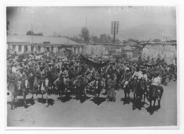 1933 Сталинабад Красный Караван с Хлебом