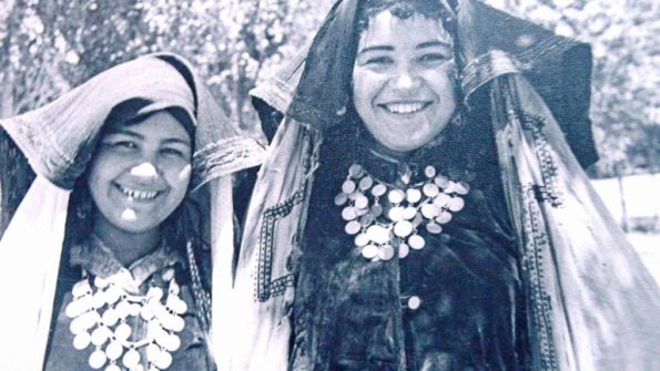 1935 Предпл Душанбе Фото Подписано Душанбинки Впервые Снявше Паранджу