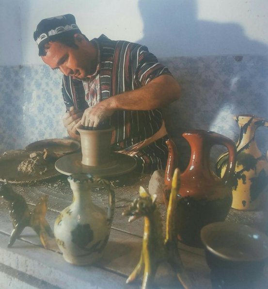 1970 Предпл Узбекистан Гончар за работой