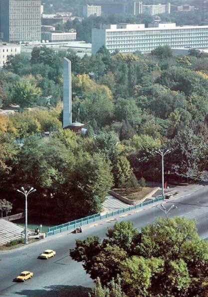 1985 Предпл Ташкент Вид на Узбекистанскую Улицу